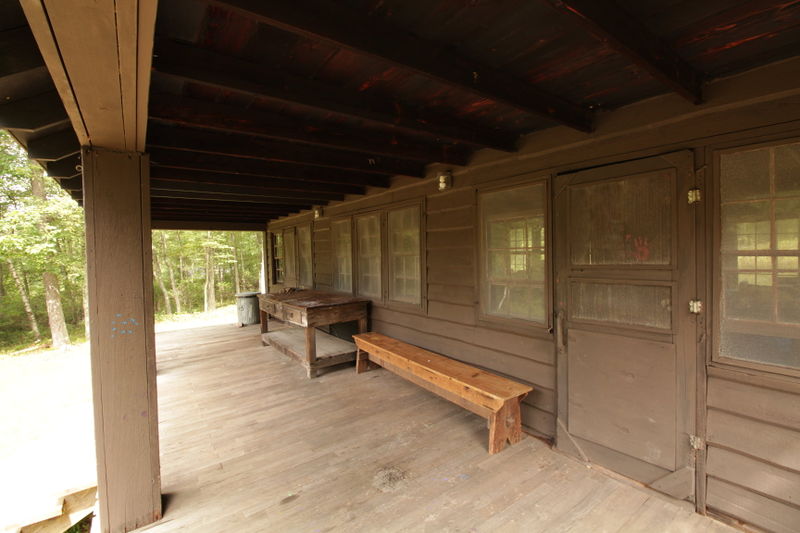 File:Crafts Cabin Porch 2.JPG